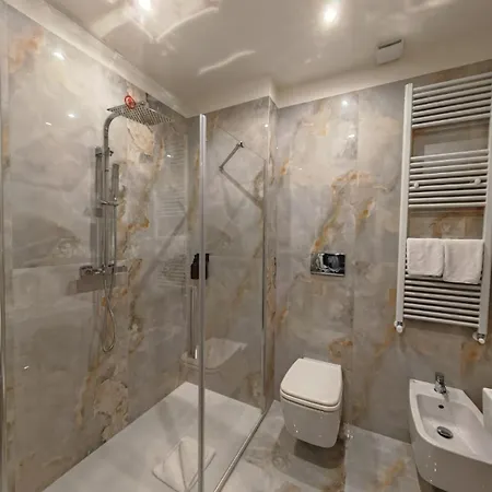 ゲストハウス Cozy Luxury San Pietro 4*