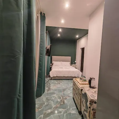 Cozy Luxury San Pietro ゲストハウス