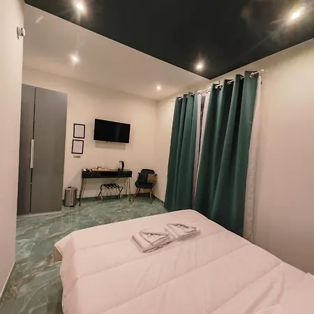 Cozy Luxury San Pietro ゲストハウス 4*